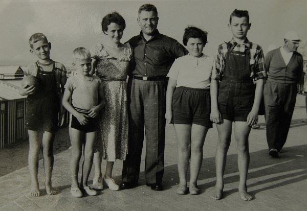 1955 - Famille Falisse.jpg